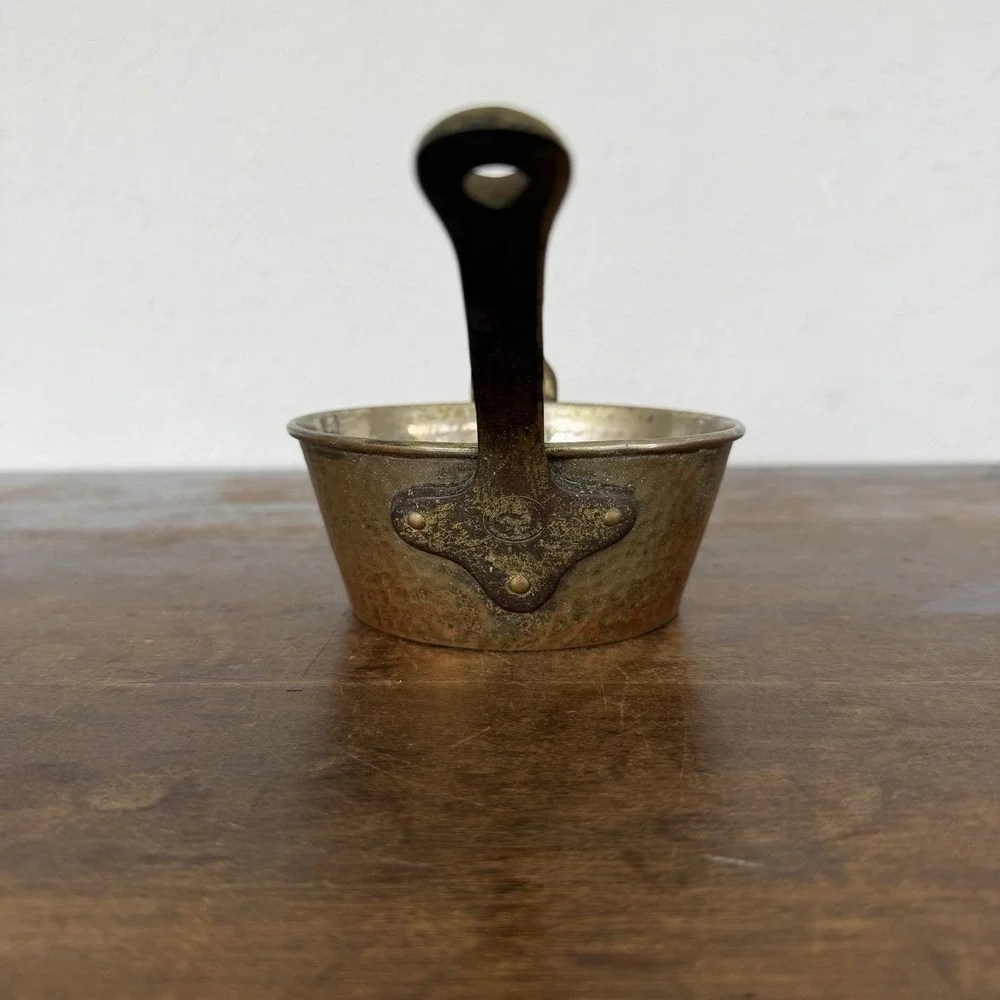 HEAVY THICK FRENCH ANTIQUE COPPER And‎ BRASS SAUCEPAN HAND HAMMERED POT 5